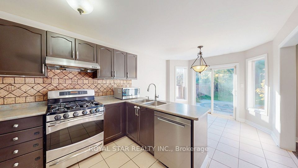 61 Headwater Road, Caledon, ON L7E 2W4 14