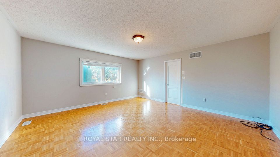 61 Headwater Road, Caledon, ON L7E 2W4 22