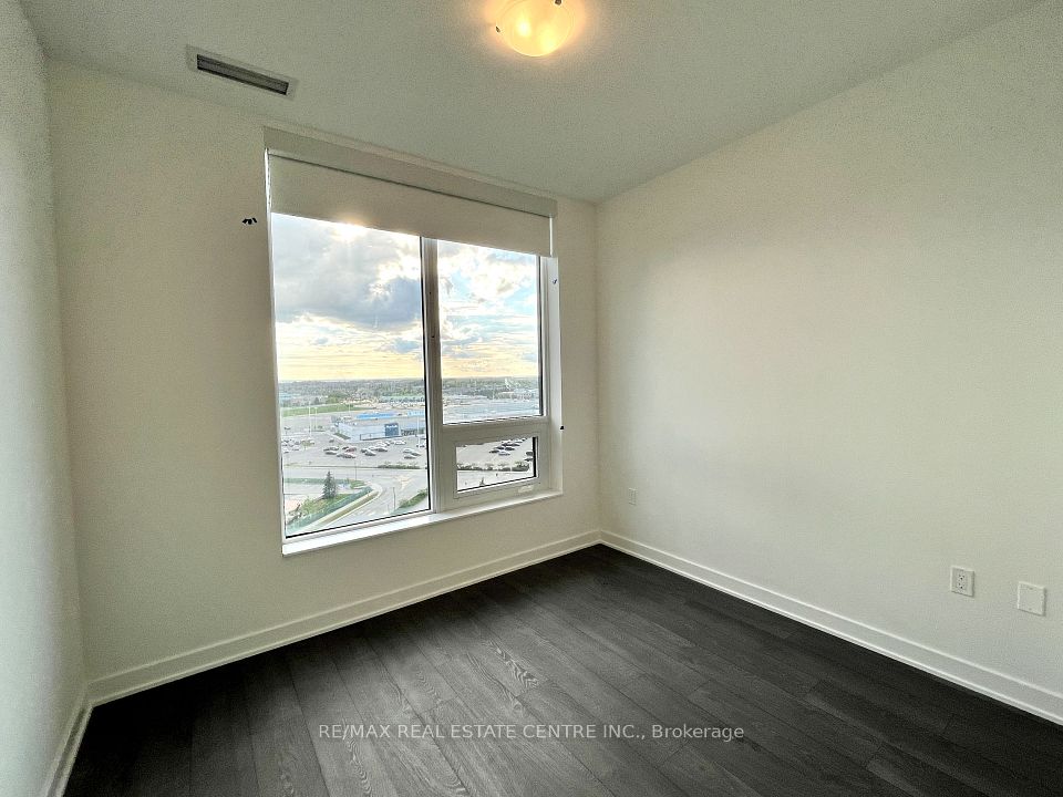4655 Metcalfe Avenue 1101, Mississauga, ON L5M 0Z7 13