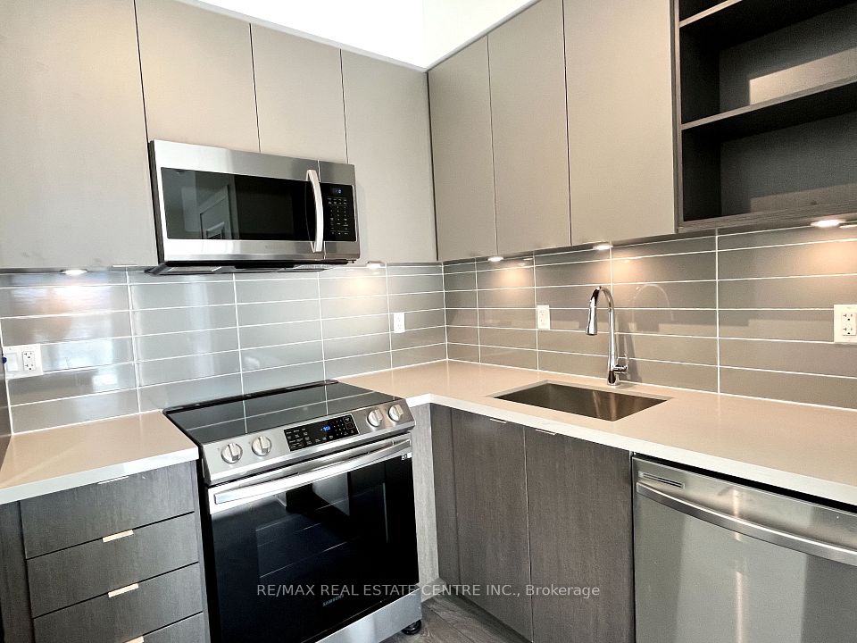 4655 Metcalfe Avenue 1101, Mississauga, ON L5M 0Z7 6