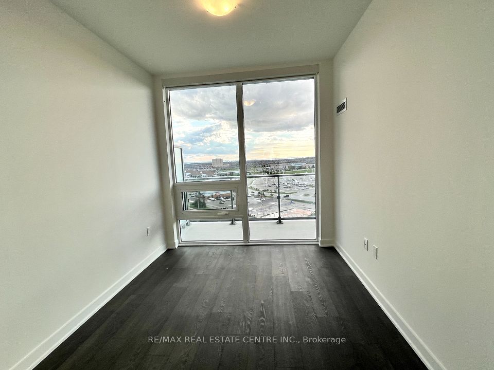 4655 Metcalfe Avenue 1101, Mississauga, ON L5M 0Z7 10