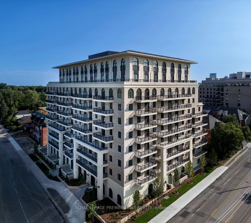 Common Element Condo at 38 Earlington Avenue W 205, Toronto, ON M8X 0B6