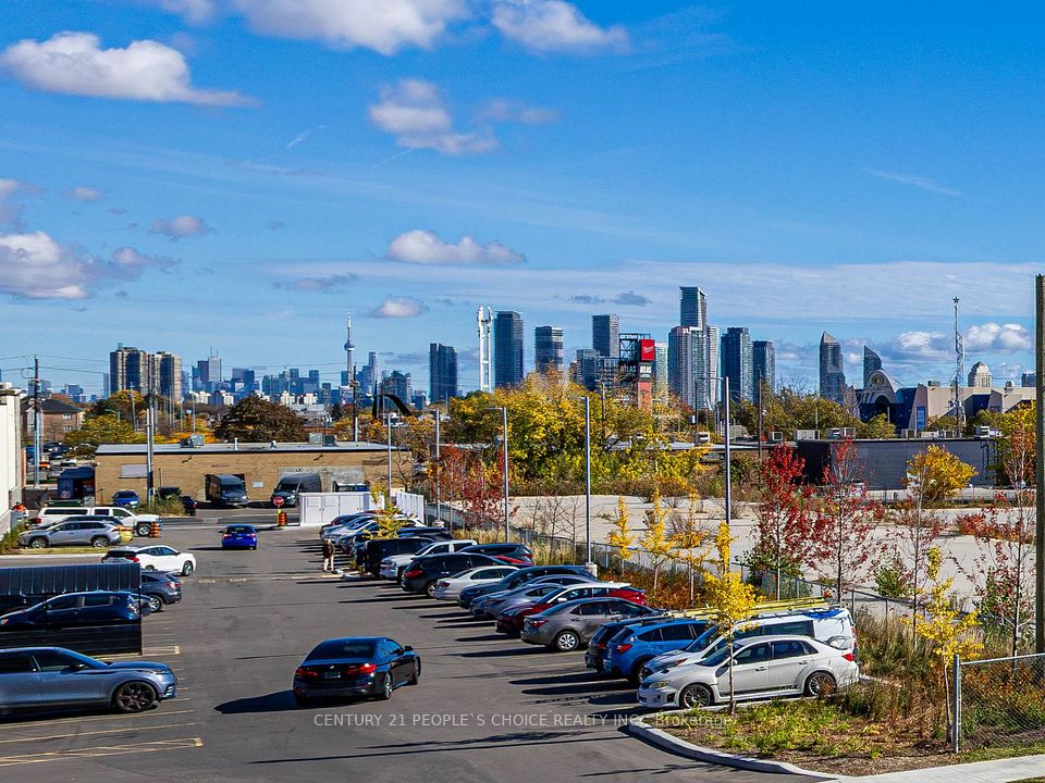 17 Zorra Street 207, Toronto, ON M8Z 0C8 21