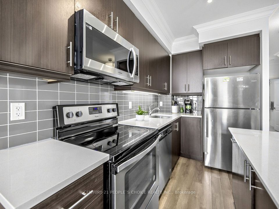 17 Zorra Street 207, Toronto, ON M8Z 0C8 9