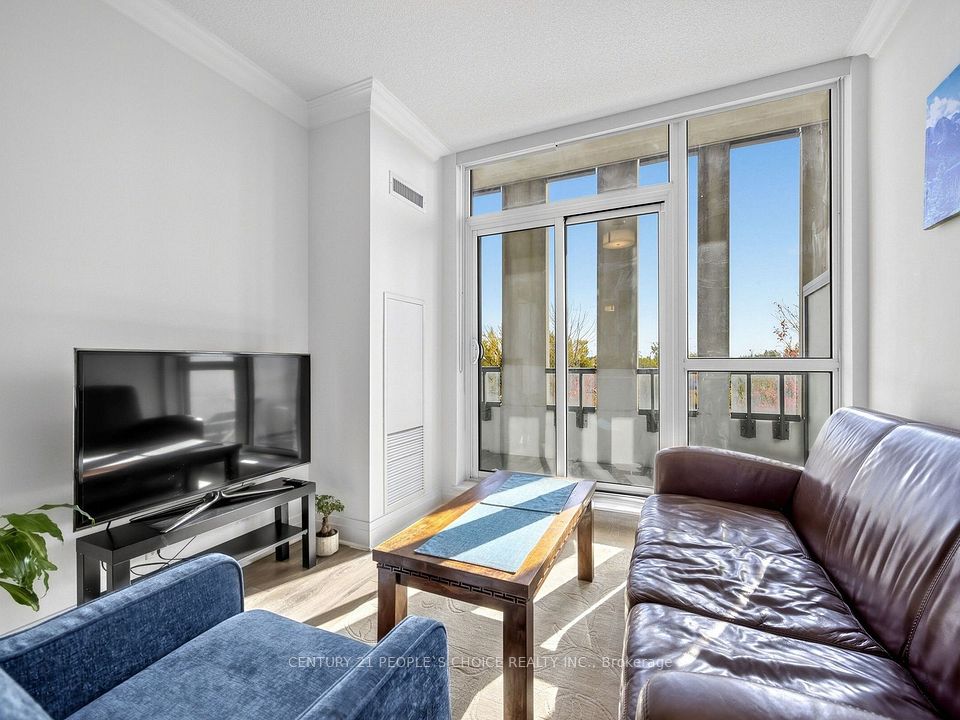 17 Zorra Street 207, Toronto, ON M8Z 0C8 4