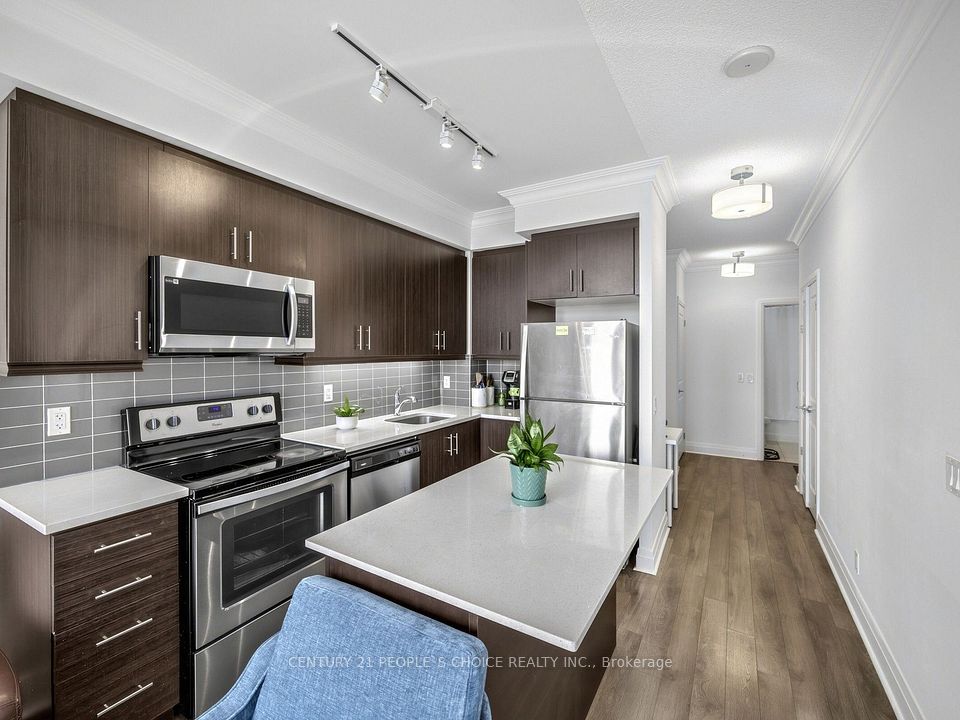 17 Zorra Street 207, Toronto, ON M8Z 0C8 7