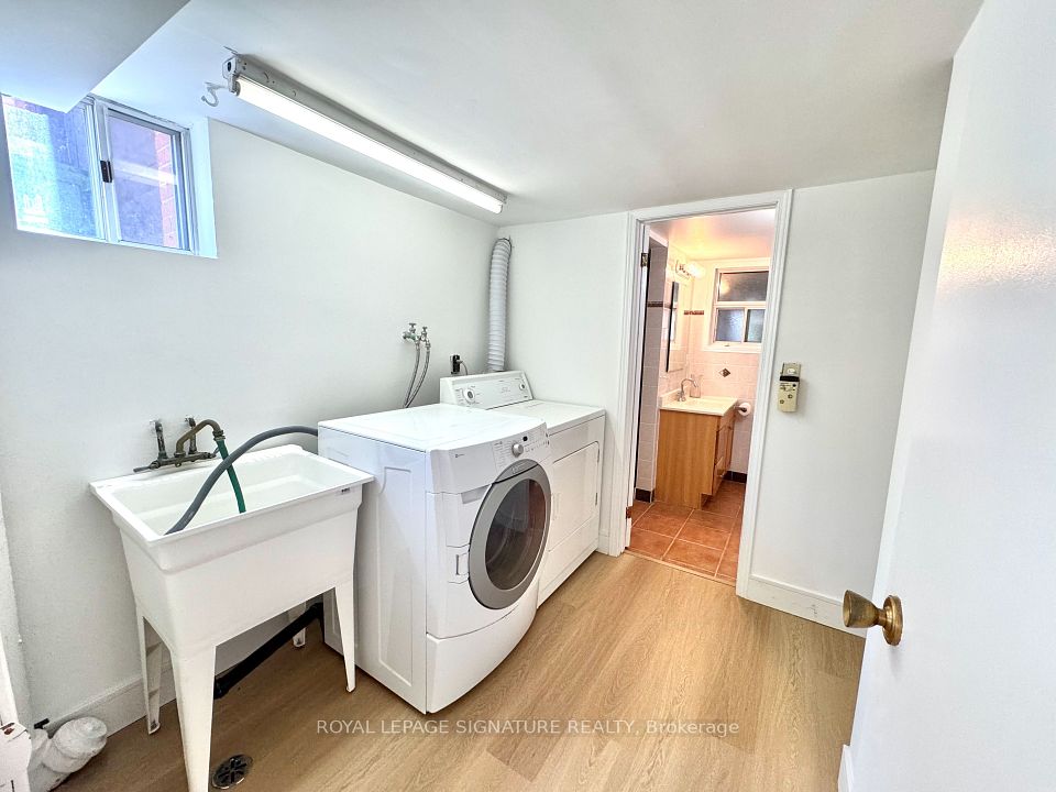 36 Ashmore Avenue, Toronto, ON M8Z 4C4 15