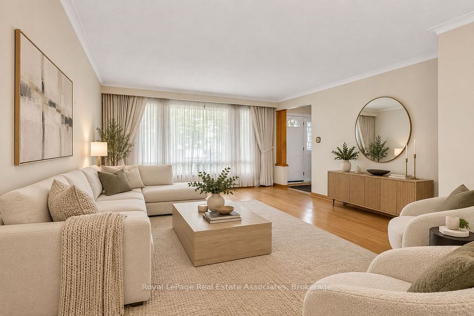 59 Stapleton Drive, Toronto, ON M9R 2Z8 9