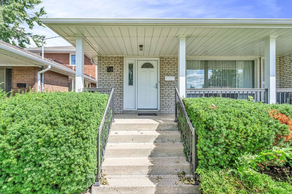 59 Stapleton Drive, Toronto, ON M9R 2Z8 3