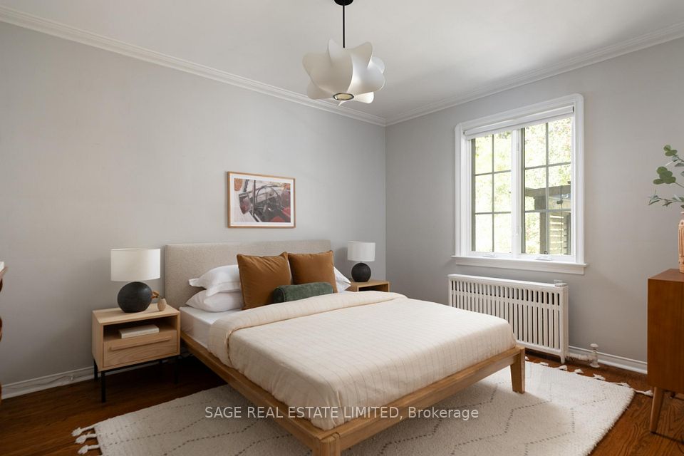 147 Thompson Avenue, Toronto, ON M8Y 2V2 21