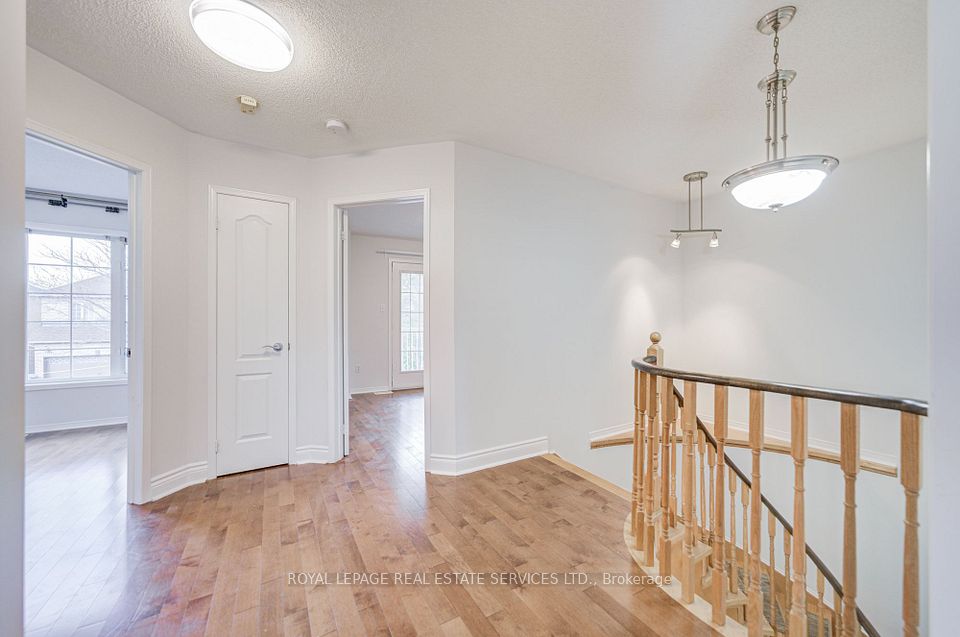3784 Oland Drive, Mississauga, ON L5M 6M7 19