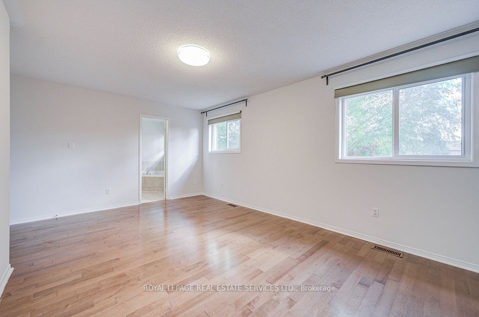 3784 Oland Drive, Mississauga, ON L5M 6M7 21