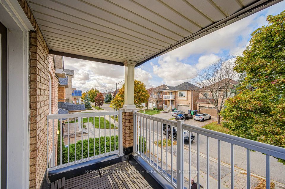 3784 Oland Drive, Mississauga, ON L5M 6M7 25