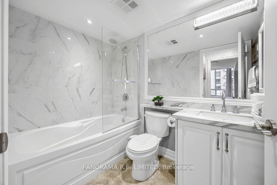 5233 Dundas Street W 723, Toronto, ON M9B 6M1 16