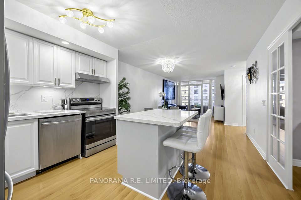 5233 Dundas Street W 723, Toronto, ON M9B 6M1 7