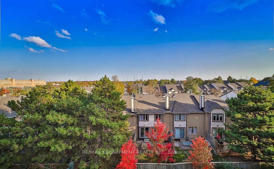 2530 Eglinton Avenue W 102, Mississauga, ON L5M 0Z5 23