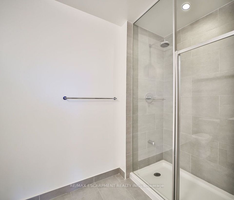2530 Eglinton Avenue W 102, Mississauga, ON L5M 0Z5 14