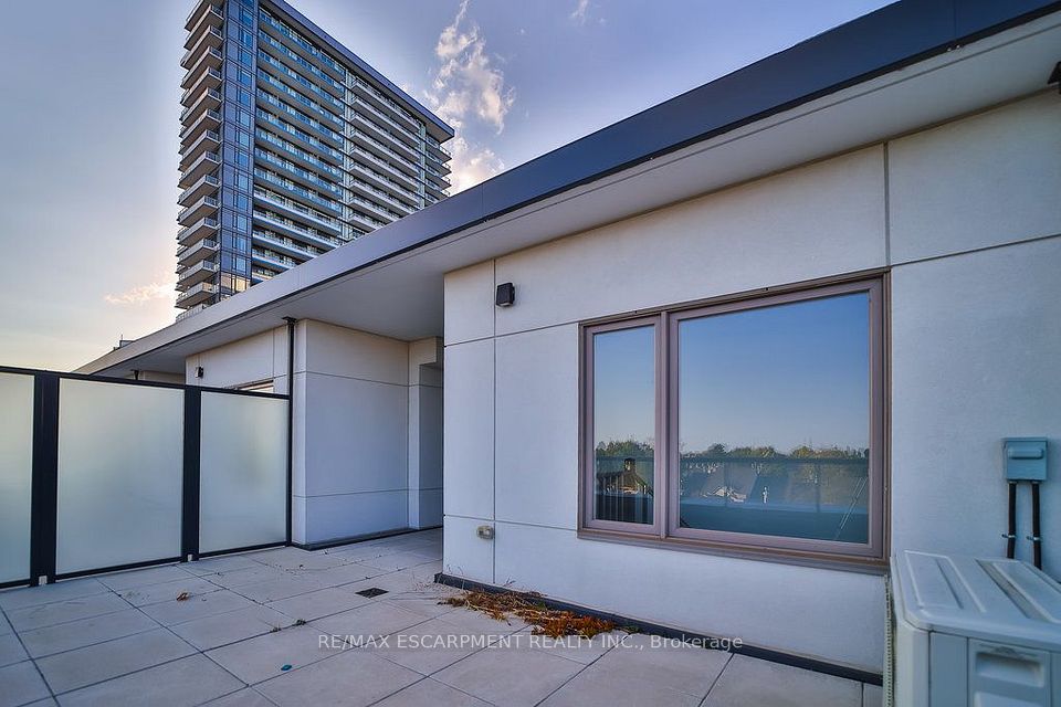 2530 Eglinton Avenue W 102, Mississauga, ON L5M 0Z5 21