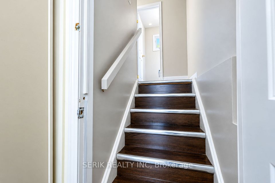 2 Rusthall Way, Brampton, ON L6V 3R6 13