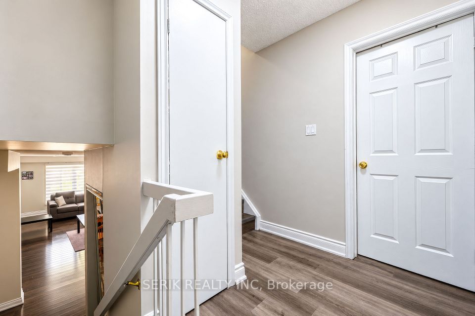 2 Rusthall Way, Brampton, ON L6V 3R6 14