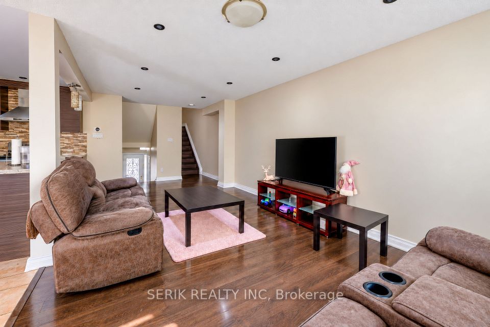 2 Rusthall Way, Brampton, ON L6V 3R6 21