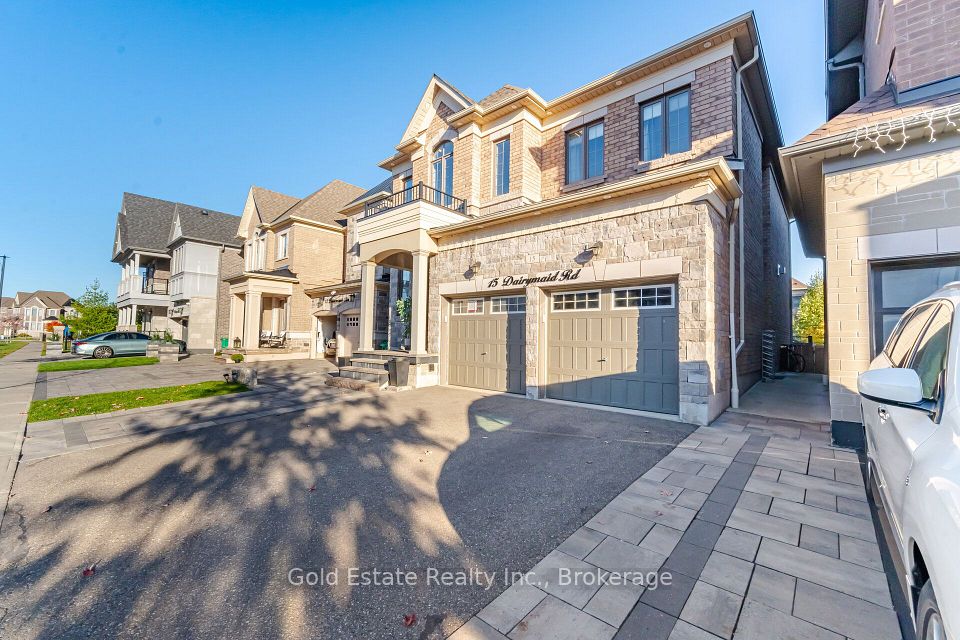 15 Dairymaid Road, Brampton, ON L6X 5P6 2