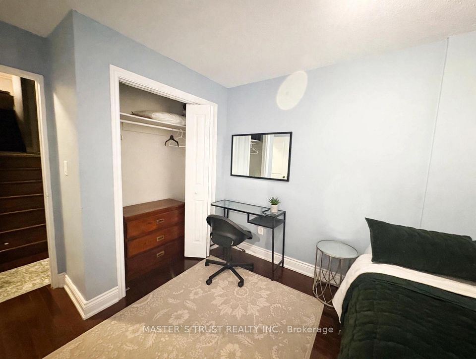 11 Wincott Drive 1105, Toronto, ON M9R 2R9 15