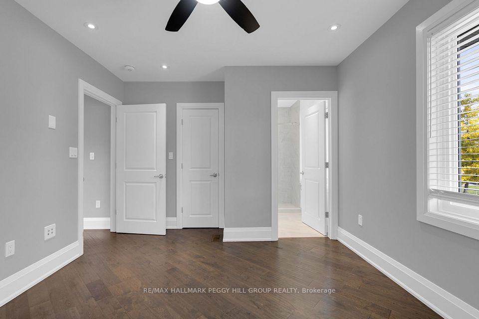 26 Celestine Drive, Toronto, ON M9R 3N1 5