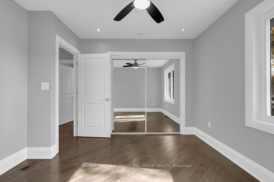 26 Celestine Drive, Toronto, ON M9R 3N1 8