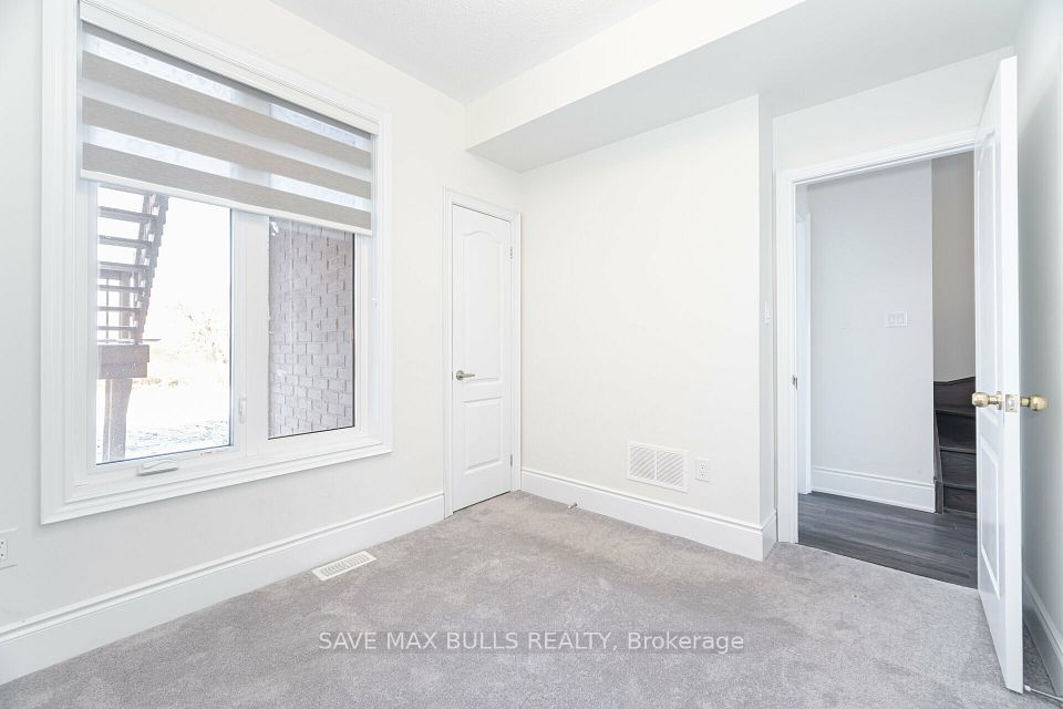 26 Foxsparrow Road, Brampton, ON L6R 4E1 9