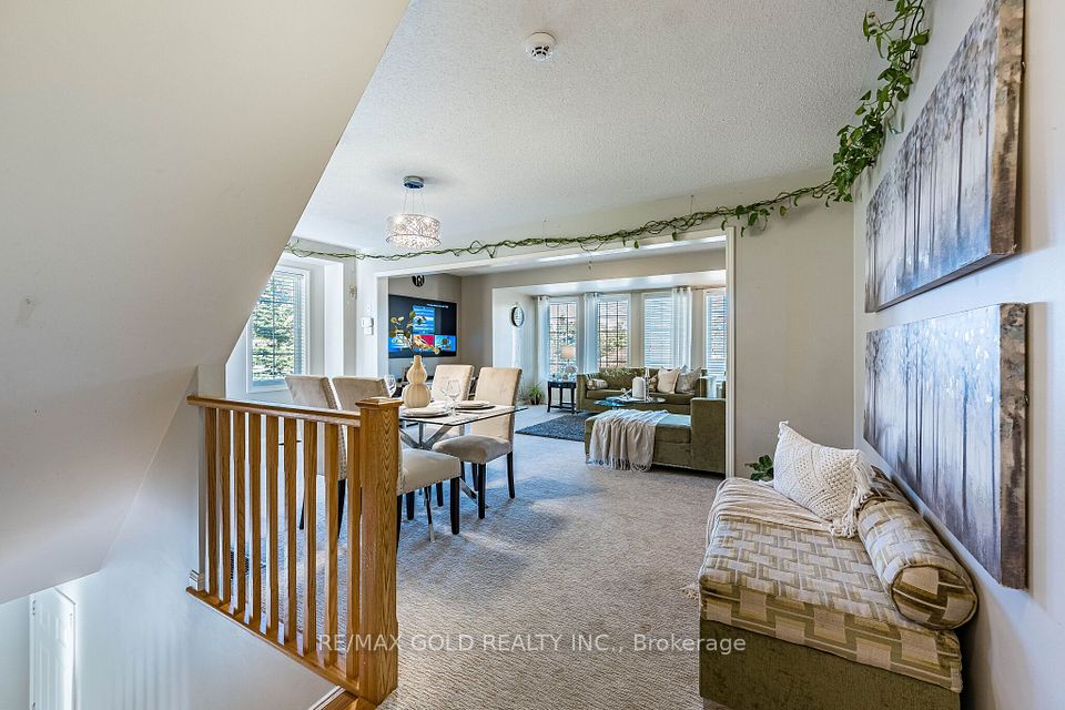 102 Decker Hollow Circle, Brampton, ON L6X 0L5 20