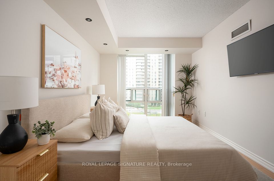 17 Michael Power Place 601, Toronto, ON M9A 5G5 10
