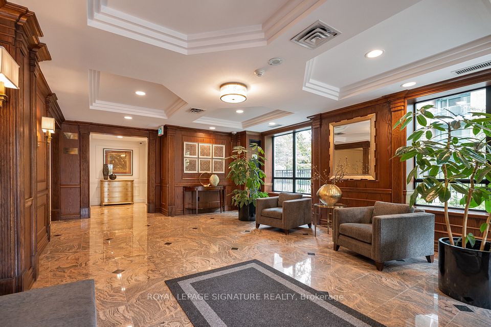 17 Michael Power Place 601, Toronto, ON M9A 5G5 18