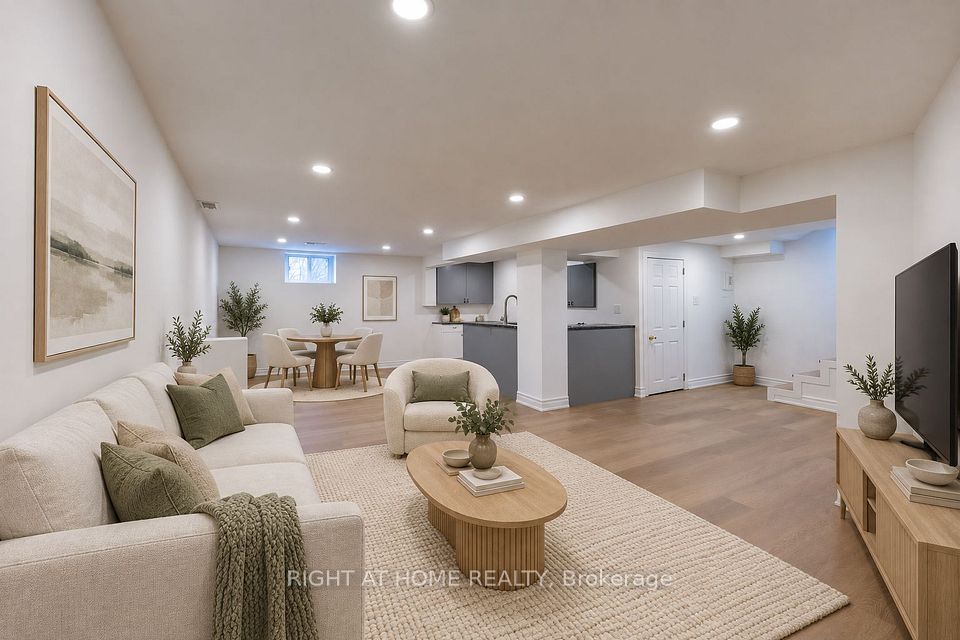 1480 Kenmuir Avenue, Mississauga, ON L5G 4B5 13