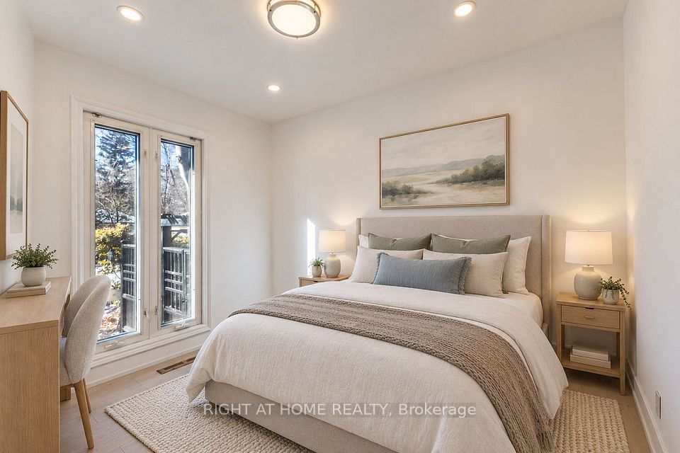 1480 Kenmuir Avenue, Mississauga, ON L5G 4B5 10