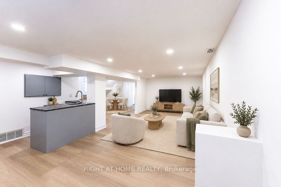 1480 Kenmuir Avenue, Mississauga, ON L5G 4B5 15