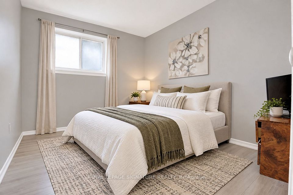 7516 Wrenwood Crescent Main, Mississauga, ON L4T 2V7 14