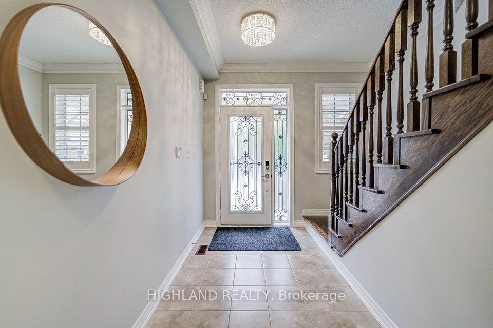 3175 Robert Brown Boulevard, Oakville, ON L6M 0P5 2