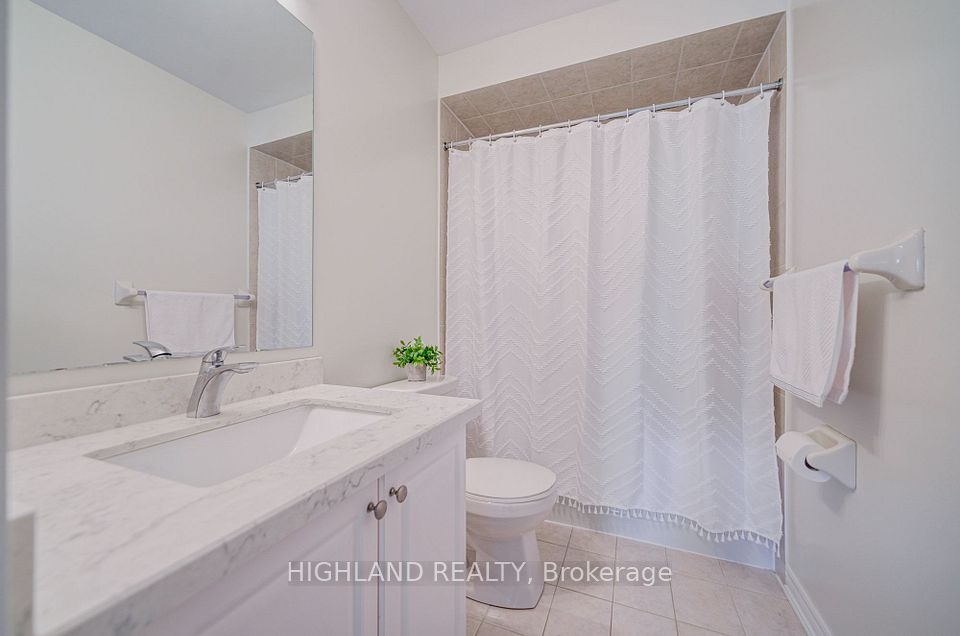 3175 Robert Brown Boulevard, Oakville, ON L6M 0P5 25
