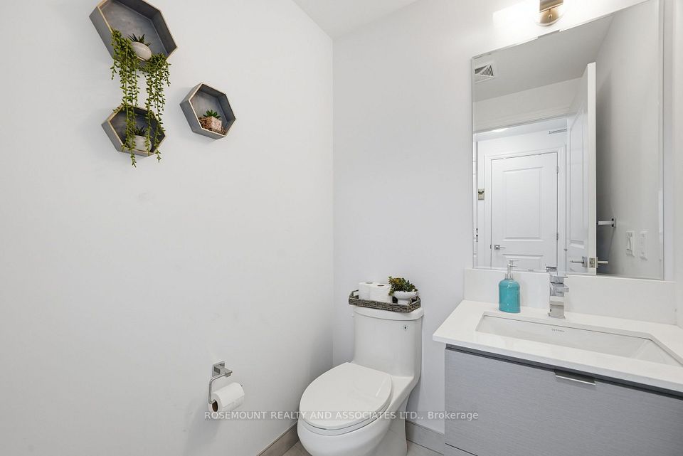 36 Elm Drive W 5, Mississauga, ON L5B 0N3 23