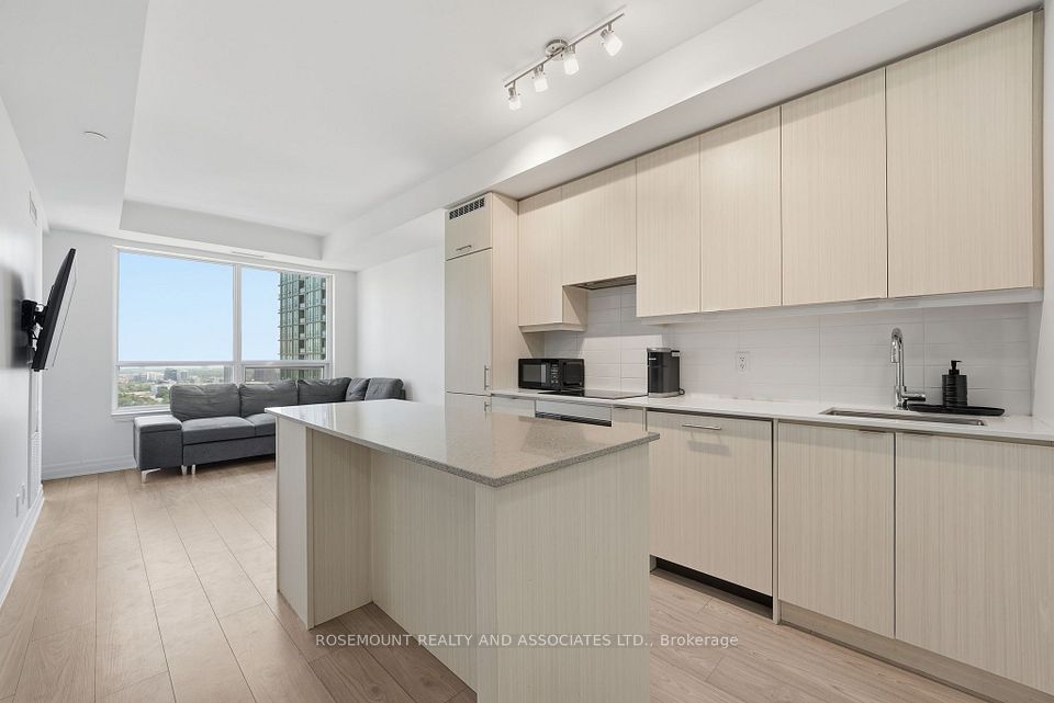 36 Elm Drive W 5, Mississauga, ON L5B 0N3 13