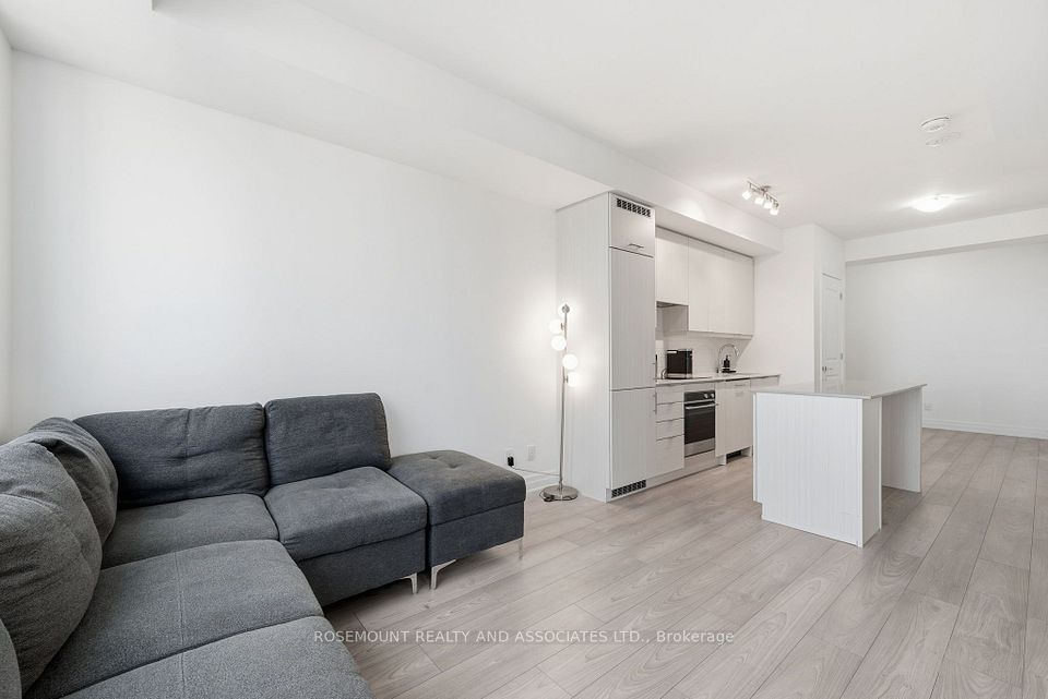 36 Elm Drive W 5, Mississauga, ON L5B 0N3 9