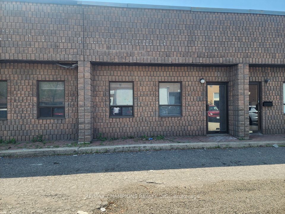 227 Advance Boulevard 14, Brampton, ON L6T 4J2 4