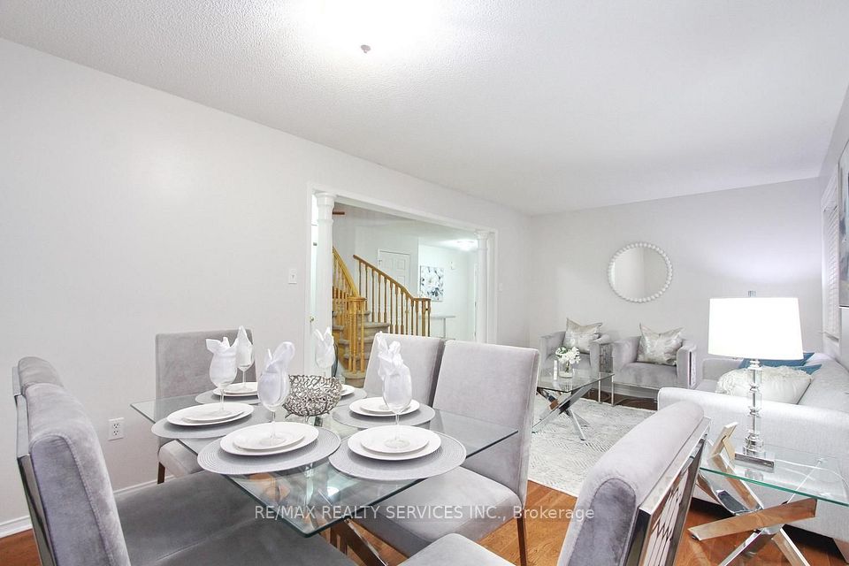 52 Lennon Trail, Brampton, ON L6Y 5P7 14