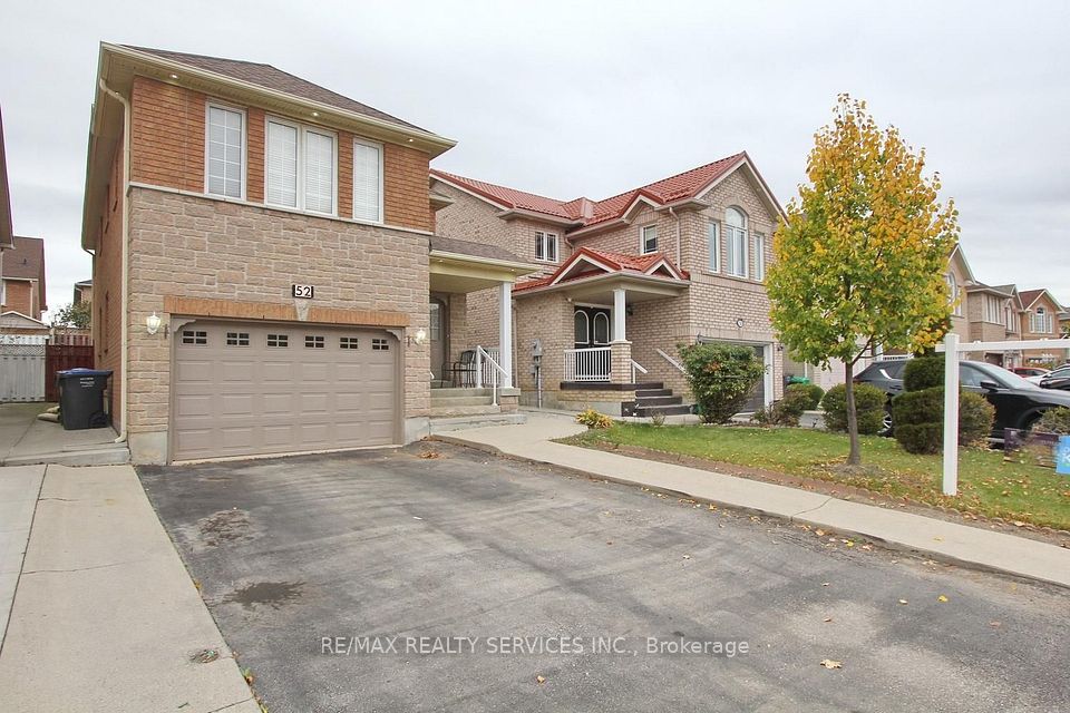 52 Lennon Trail, Brampton, ON L6Y 5P7 2