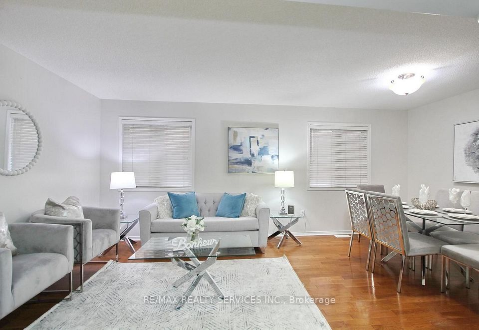 52 Lennon Trail, Brampton, ON L6Y 5P7 10