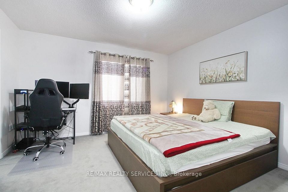 52 Lennon Trail, Brampton, ON L6Y 5P7 25