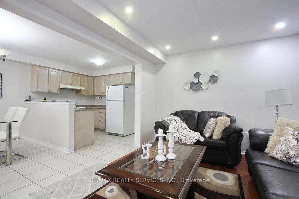 52 Lennon Trail, Brampton, ON L6Y 5P7 24