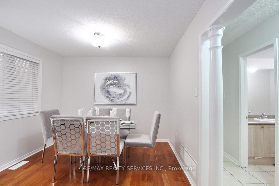 52 Lennon Trail, Brampton, ON L6Y 5P7 12