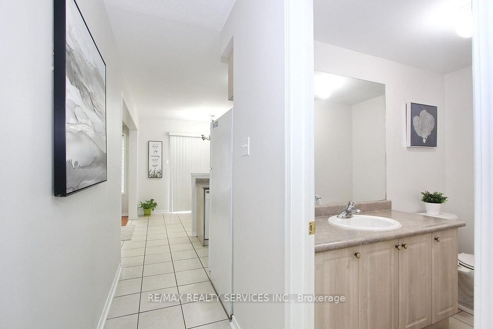 52 Lennon Trail, Brampton, ON L6Y 5P7 15